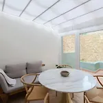 Serene T1 In Lapa With Ac And Private Patio * リスボン