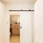 アパート Serene T1 In Lapa With Ac And Private Patio リスボン