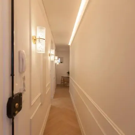 Serene T1 In Lapa With Ac And Private Patio Apartment